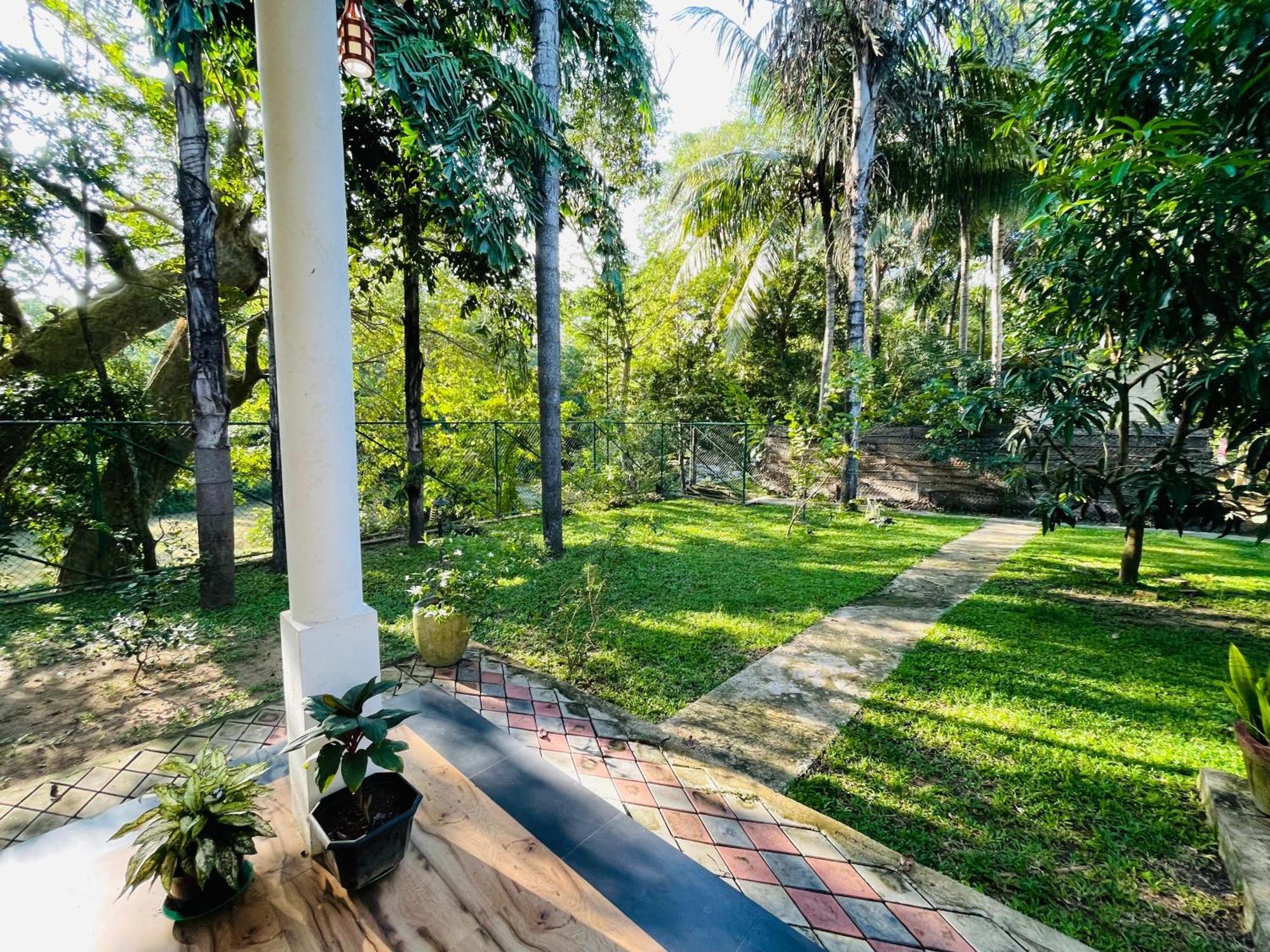 Yala Safari River View Hotel Tissamaharama Εξωτερικό φωτογραφία