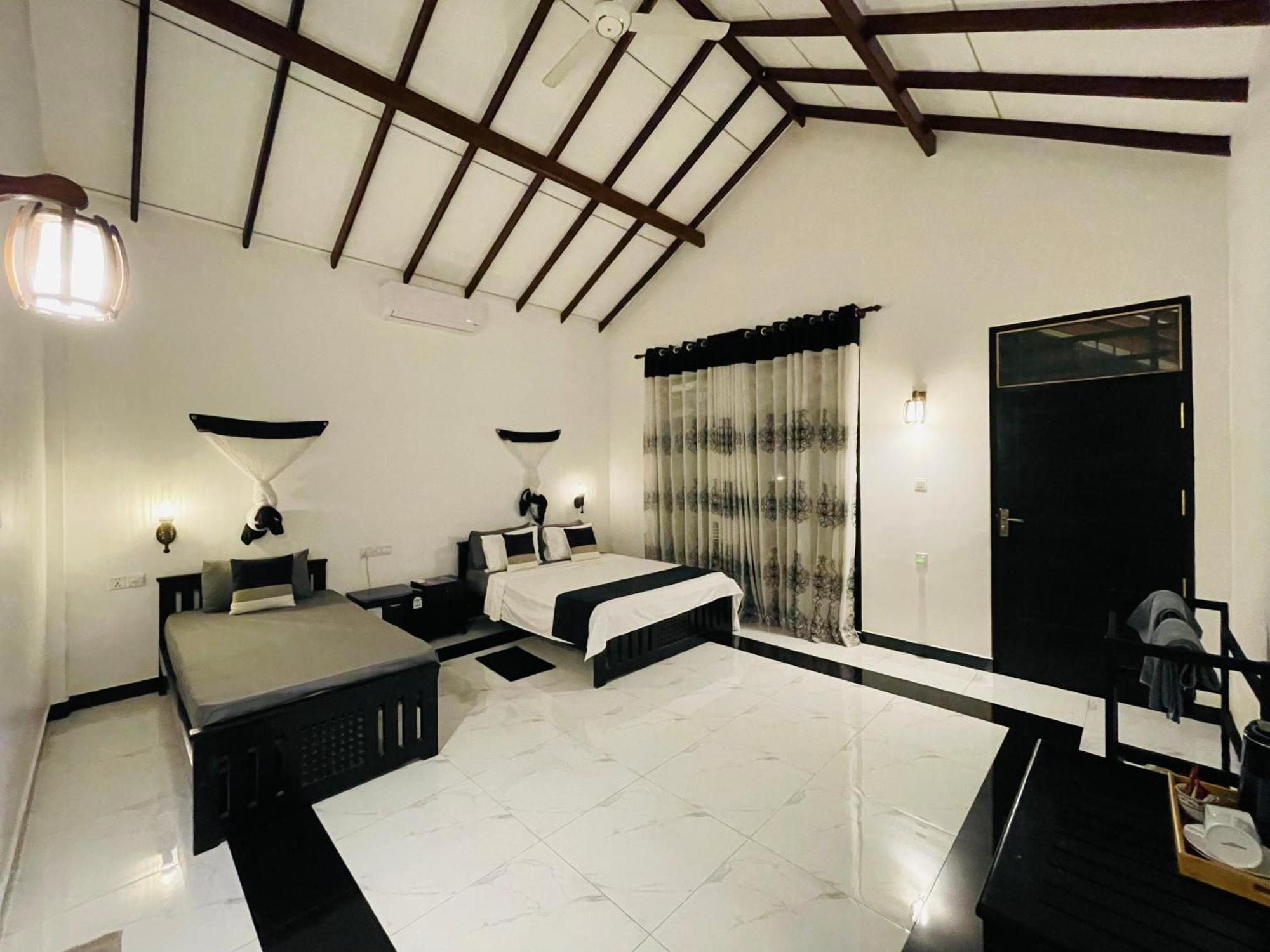 Yala Safari River View Hotel Tissamaharama Εξωτερικό φωτογραφία