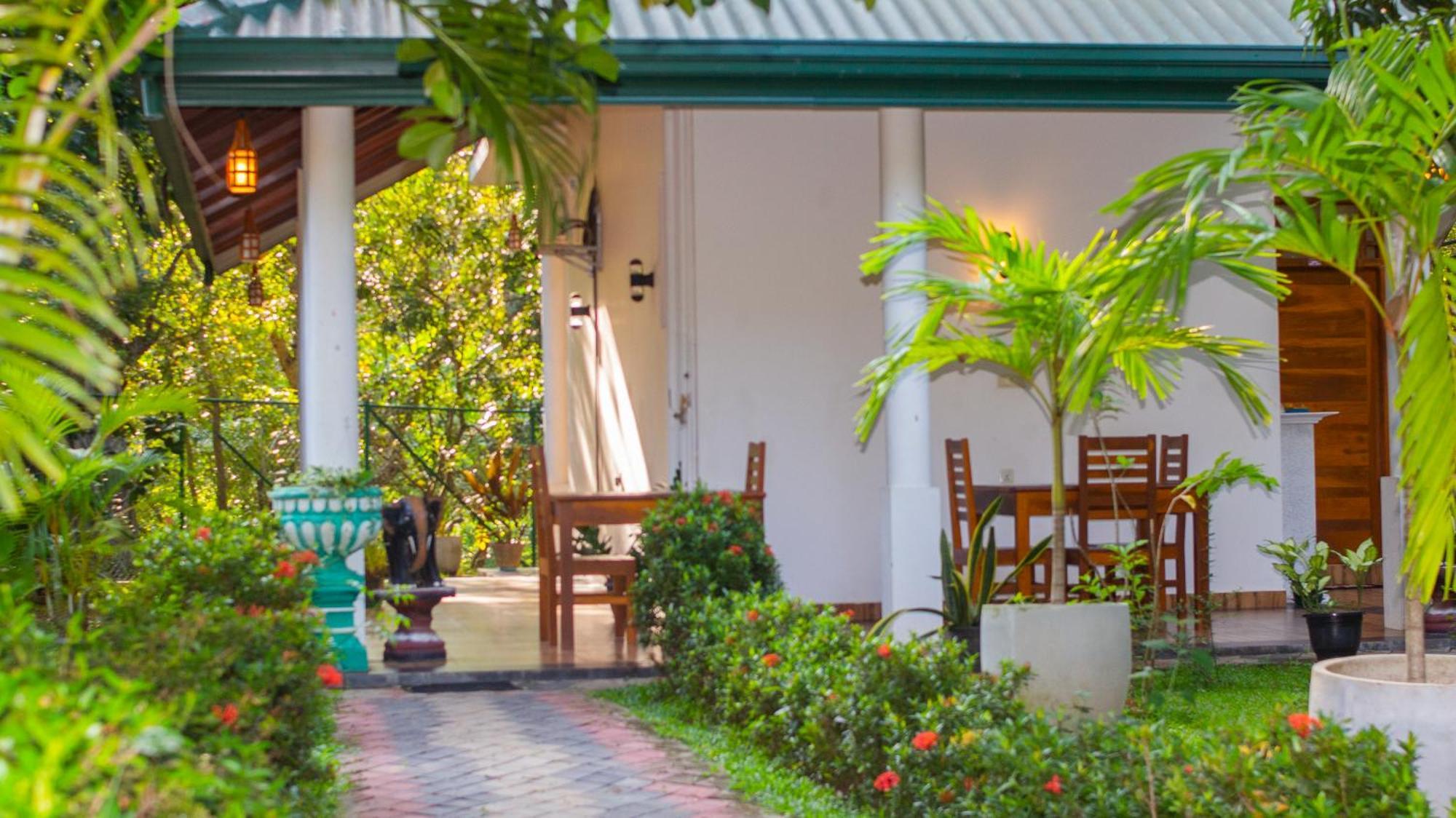 Yala Safari River View Hotel Tissamaharama Εξωτερικό φωτογραφία
